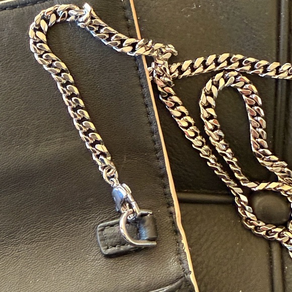 Alexander McQueen skull baby pink Croc-Embossed leather convertible wallet - Picture 10 of 16